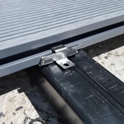 100 clips et vis inox pour lame de terrasse composite alvéolaire Greendeck R^Green Outside Online