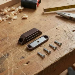 8 loqueteaux Marron 4 kg entraxe 49mm-Diall Clearance