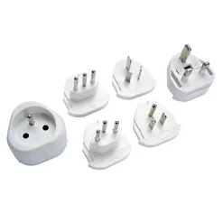 Adaptateur universel 16 A 230 V 3680 W Mâle / Femelle coloris blanc^ New