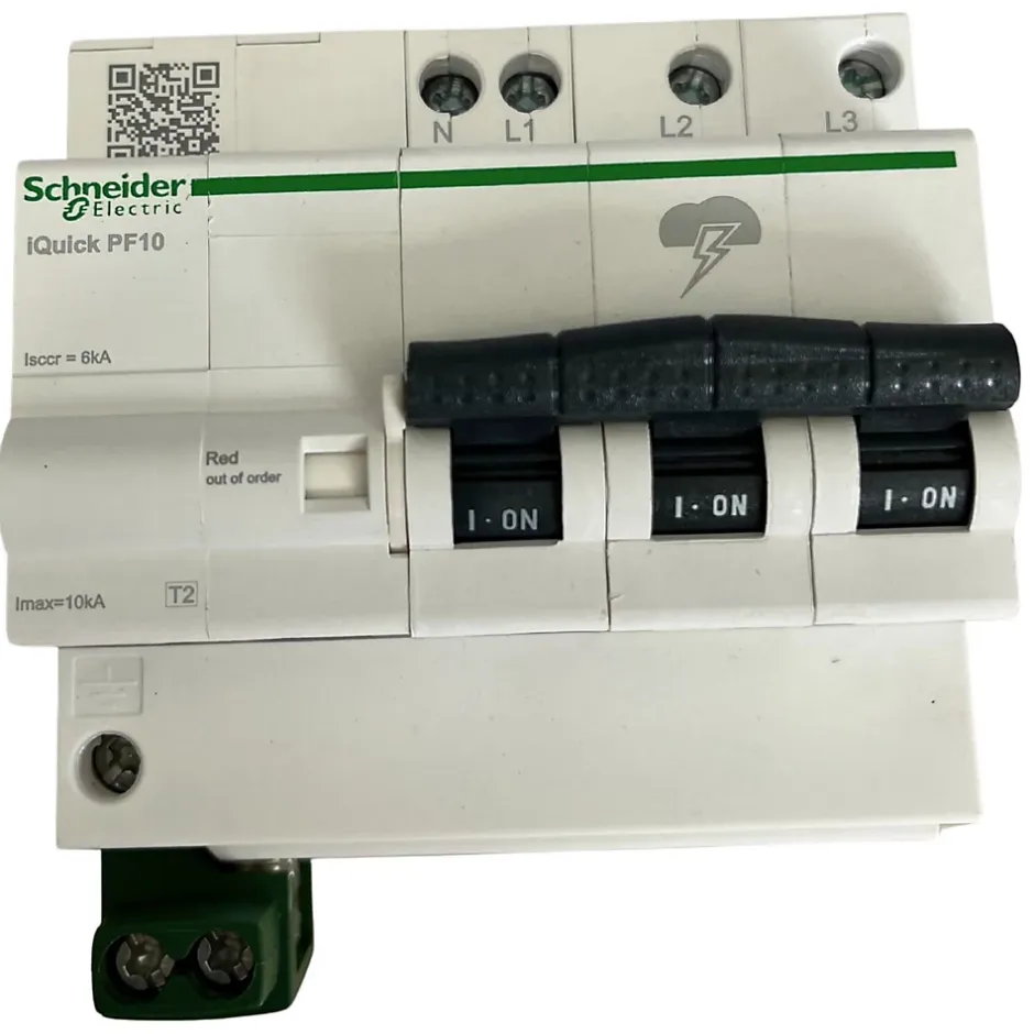 A9l16618 Schneider - Parafoudre Triphasé + Neutre De Type 2 Autoprotégé - 10ka - Report De Signalisation^Schneider Electric