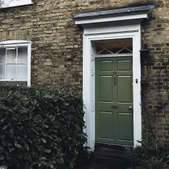 - Entrée de boîte aux lettres 1 - 254 x 78 mm - Acier - Noir^Amig Best