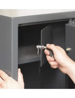 Armoire à fusils Monteria, fermeture électronique à code, 4 pênes, capacité de 10 fusils -^Thirard Outlet