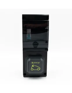 Borne De Recharge équipée D'une Prise Green'up Complète Avec Protections-Carré Rouge Best
