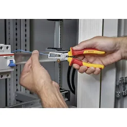 Professional 1600A02NE7 Pince à dénuder VDE 160 mm, conducteurs rigides et souples^Bosch Best