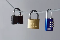 Cadenas à combinaison en aluminium coloris bleu l.21 mm anse en acier-Smith & Locke