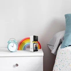 Caméra de surveillance intérieure connectée motorisée avec écran-Dio Connected Home Sale