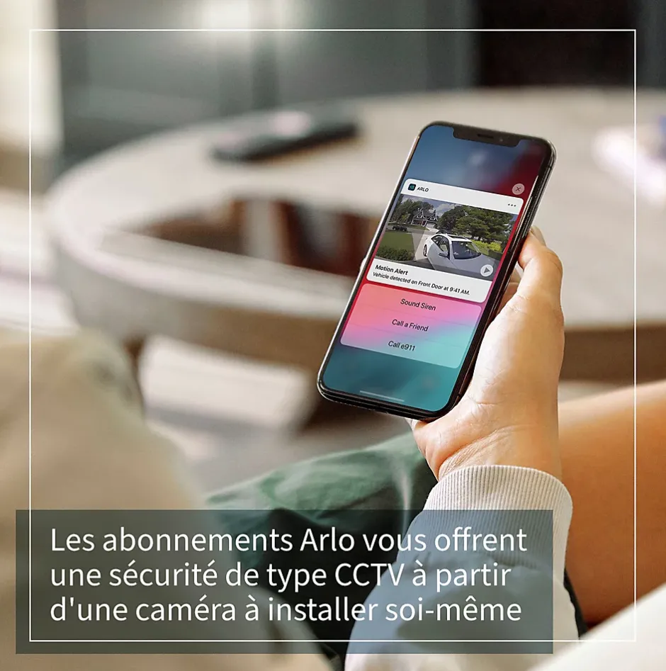 Caméra de vidéosurveillance sans fil Essential Spotlight 1080p blanche, lot de 3^Arlo New