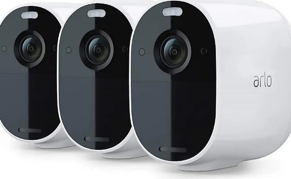 Caméra de vidéosurveillance sans fil Essential Spotlight 1080p blanche, lot de 3^Arlo New