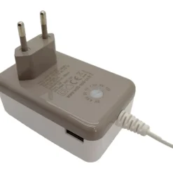 Chargeur universel Watt&Co 2000mA 16 connecteurs + USB-Watt & Co Online