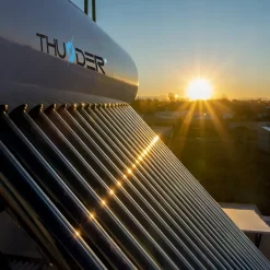 Collecteur solaire non pressurisé avec réservoir 200L 1 pièce.-Thunder Clearance