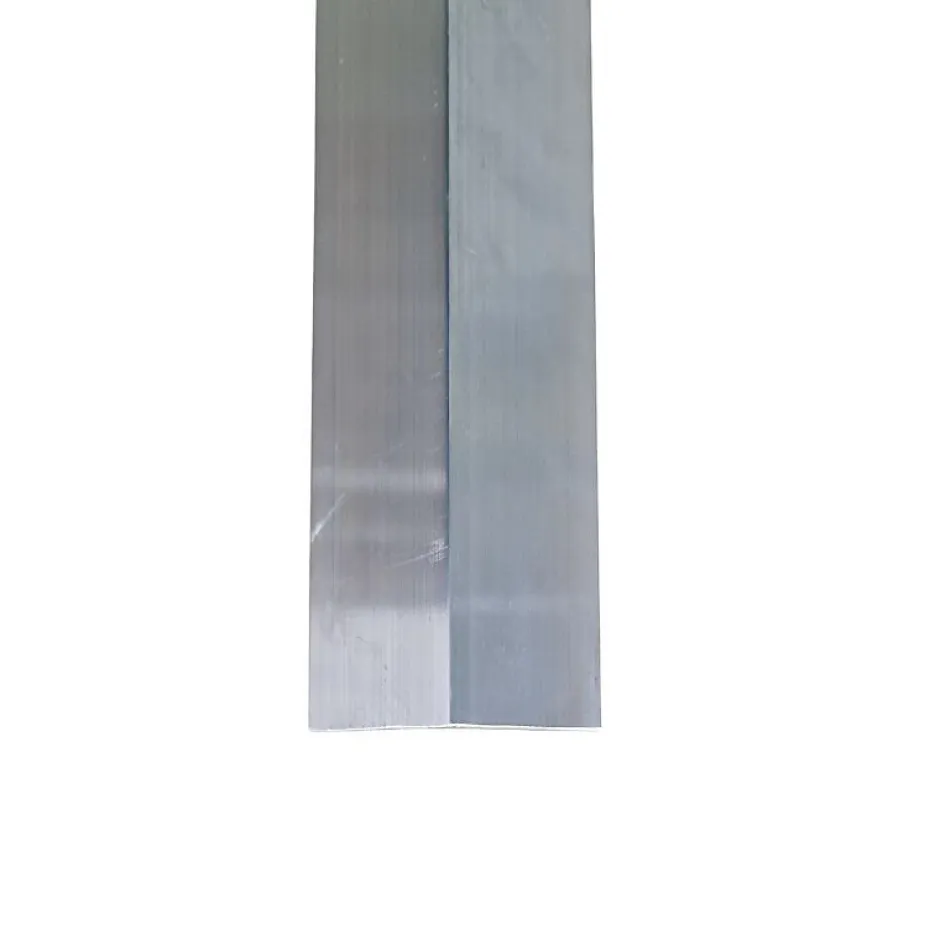 Corniere inegale alu 30x20 ep 2 mm, Longueur : 3 metres --Comment Fer Discount