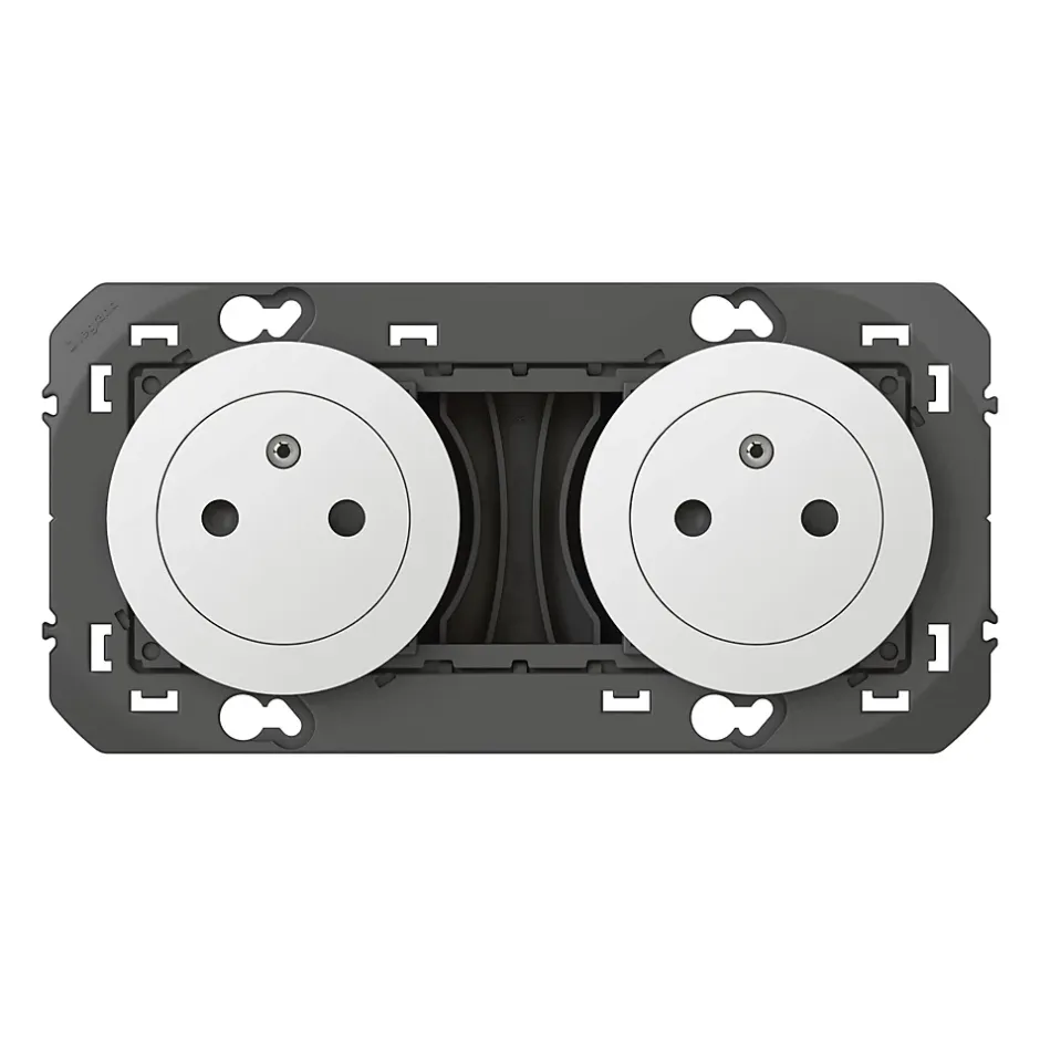 Double prise 2 pôles + terre Dooxie blanc carrée à composer^Legrand