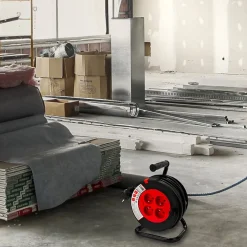 Enrouleur bricolage, 4 prises, 15 mètres, 3G1.5mm2, NF-Velamp Outlet