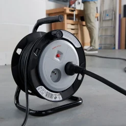 Enrouleur de bricolage H05VVF 3G1mm² 2 prises 15m-