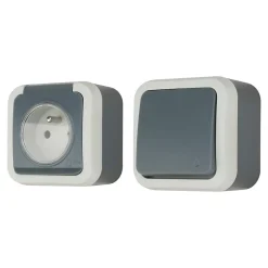 Ensemble 2 prises avec terre monobloc et 1 interrupteur va-et-vient étanche Malinn^Jacobsen Clearance