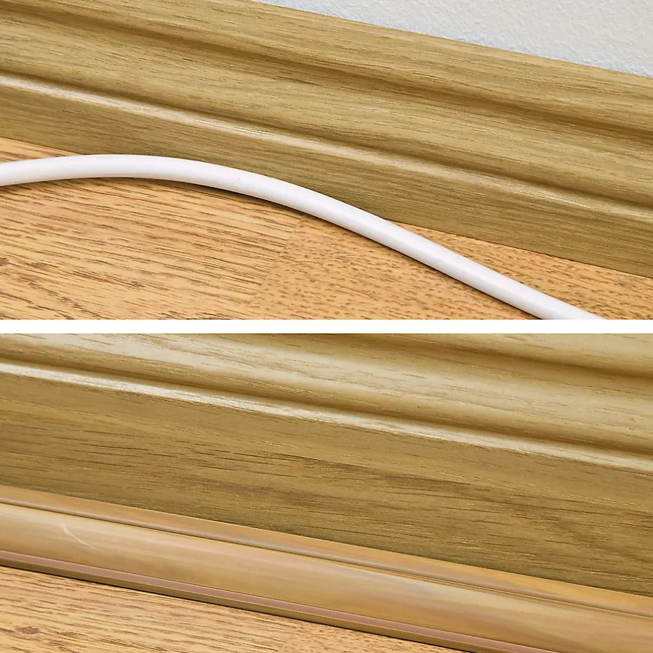 Goulotte décorative quart de cercle effet chêne auto-adhésive 22x22mm, 2m-D-Line Outlet