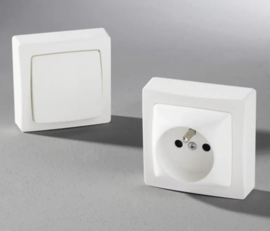 Interrupteur ou va-et-vient ALB2213WH blanc montage en saillie 10A 230 V-Legrand Outlet