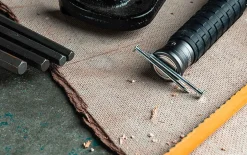 Lampe de Poche Pro+ - LED COB Rechargeable - 600 Lumens - Aluminium Noir - IP67^Nebo Discount