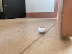 Lot de 2 butoirs MADE IN FRANCE couleur nickelé avec vis. Corps en zamak et bague amortisseur blanche en élastomère. Diamètre 30mm^Civic Industrie Best