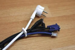 Lot de 6 clips pour cordons et câbles --Zenitech Hot