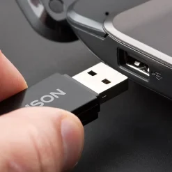 Lot de 4 Piles AAA - LR03 Li ion 1,5V rechargeables par USBC avec câble multi USB - 520302^Thomson