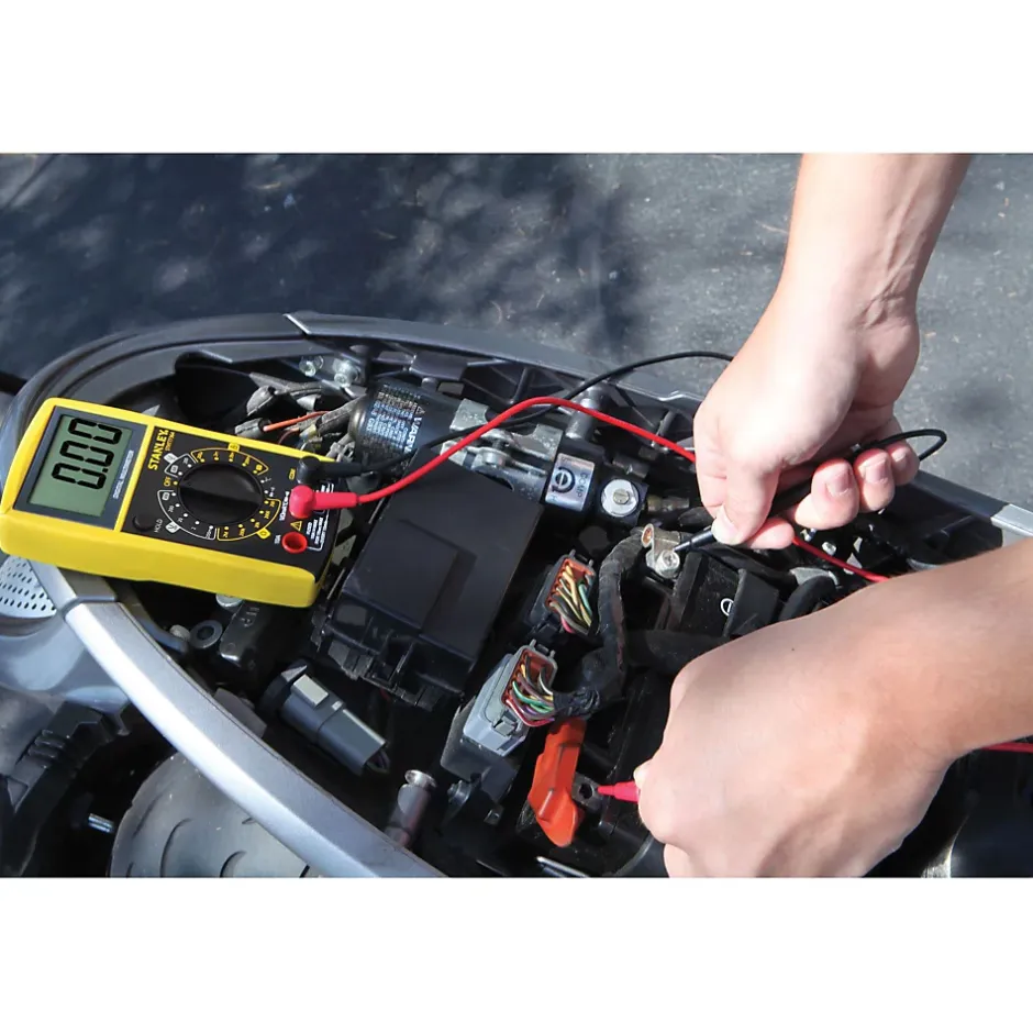 Multimètre à écran numérique^Stanley Discount