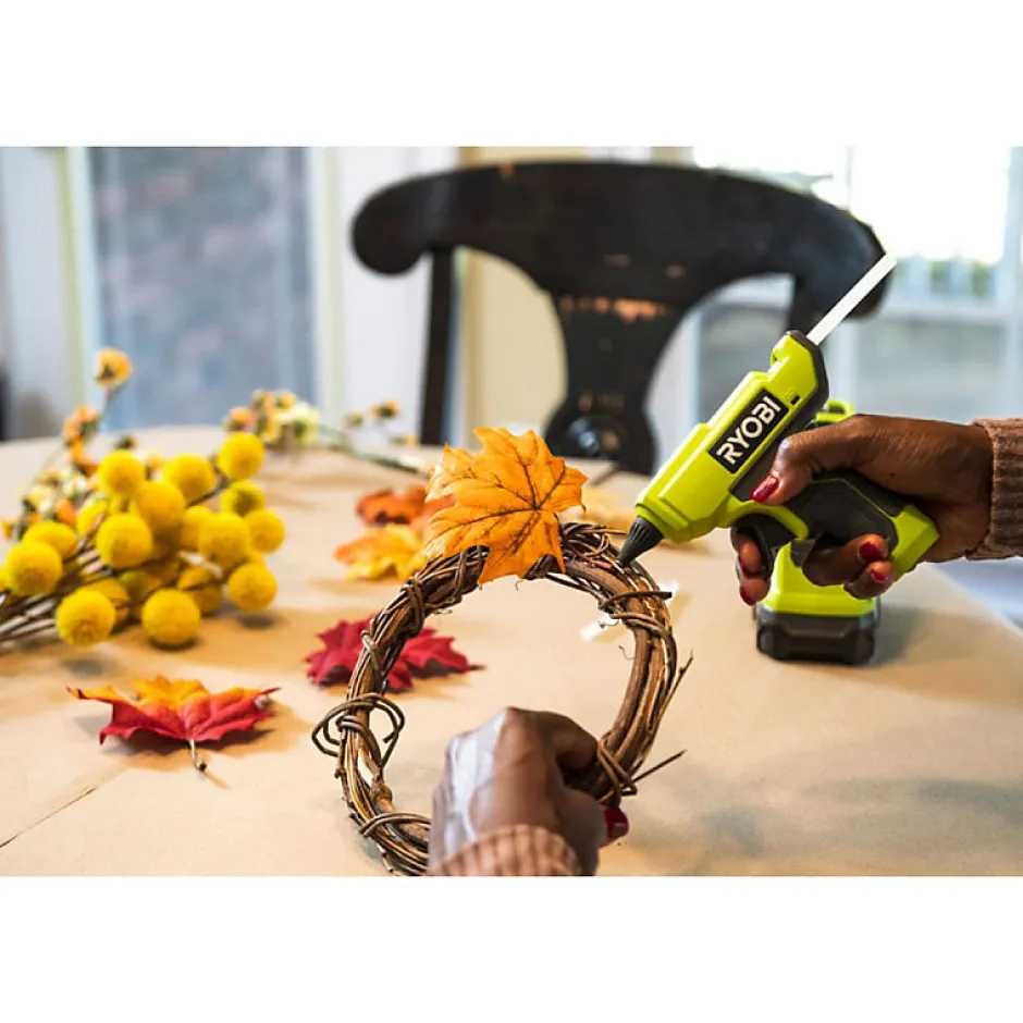 Pack Pistolet à colle 18V One+ RGLM18-0 - 1 Batterie 4.0Ah - 1 Chargeur rapide RC18120-140^Ryobi New