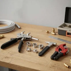 Pince à glissement + pince à emboîture et coupe-tube pour PER^