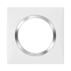 Plaque de finition 1 poste Dooxie 6 008 41 coloris blanc mat avec bague effet chrome l.87 x P.10 x H.87 mm^Legrand Outlet