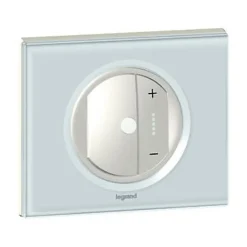 Plaque de finition 1 poste Céliane 0 693 11 coloris verre kaolin l.100 x P.8,5 x H.82 mm-Legrand