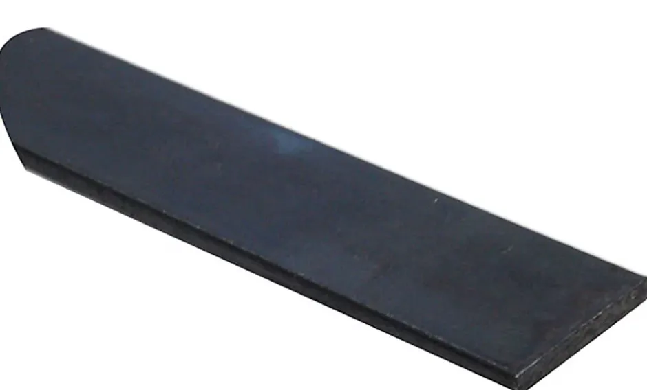 Plat acier verni CQFD 12 x 3 mm, 1 m^ New