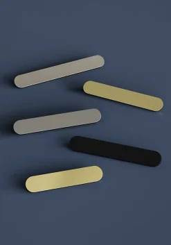 Poignée de meuble arrondi Minzh aluminium effet laiton satin doré l.153mm x l.25mm x H. 16mm entraxe 128mm^GoodHome Hot