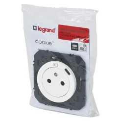Prise 2 pôles + terre + Prise USB-C Dooxie blanc carrée-Legrand Sale