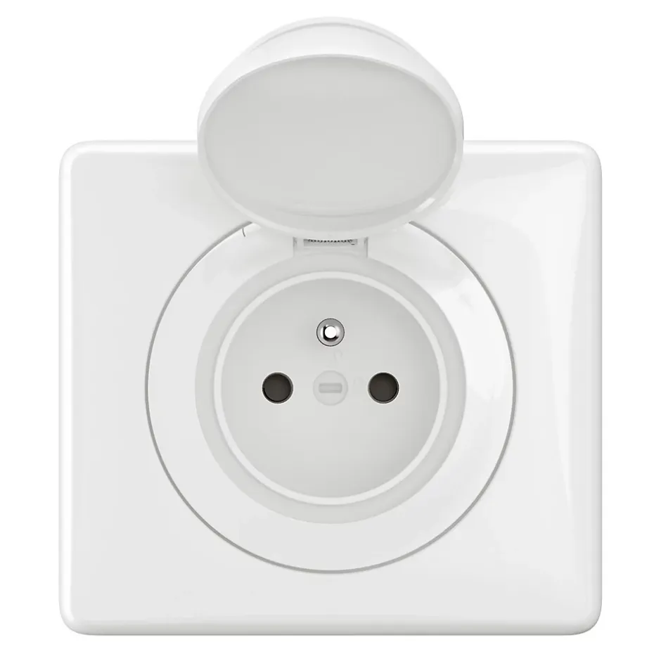 Prise de courant avec terre Céliane IP44 complet blanc-Legrand Outlet