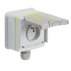 Prise de courant étanche + disjoncteur Green'up pour véhicule électrique-Legrand Best