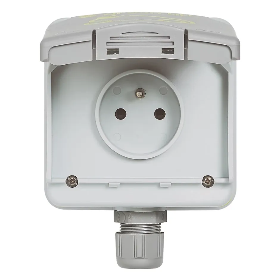 Prise de courant étanche Green'up pour véhicule électrique + patère de sécurité^Legrand Sale