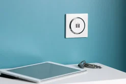 Prise double USB-A Dooxie blanc carrée^Legrand Discount