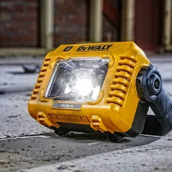Projecteur de chantier compact XR 12/18/54 V (sans batterie ni chargeur) - - DCL077-XJ^DeWalt Best