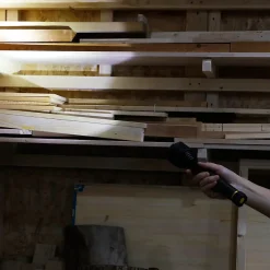 Torche indestructible 600 lumens^Stanley Sale