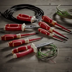 Tournevis et pinces VDE - 8 pièces-Magnusson Discount